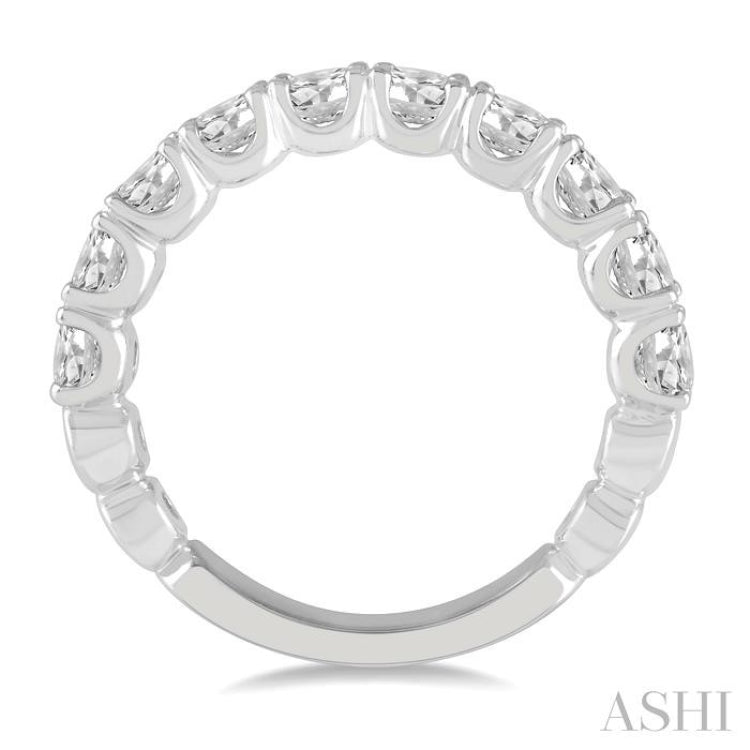 1 1/2 Ctw Lattice Round Cut Diamond Wedding Band in 14K White Gold