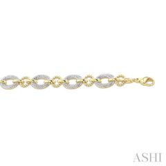 1/10 Ctw Oval Shaped Open Window Link Round Cut Diamond Bracelet in Yellow Gold Vermeil