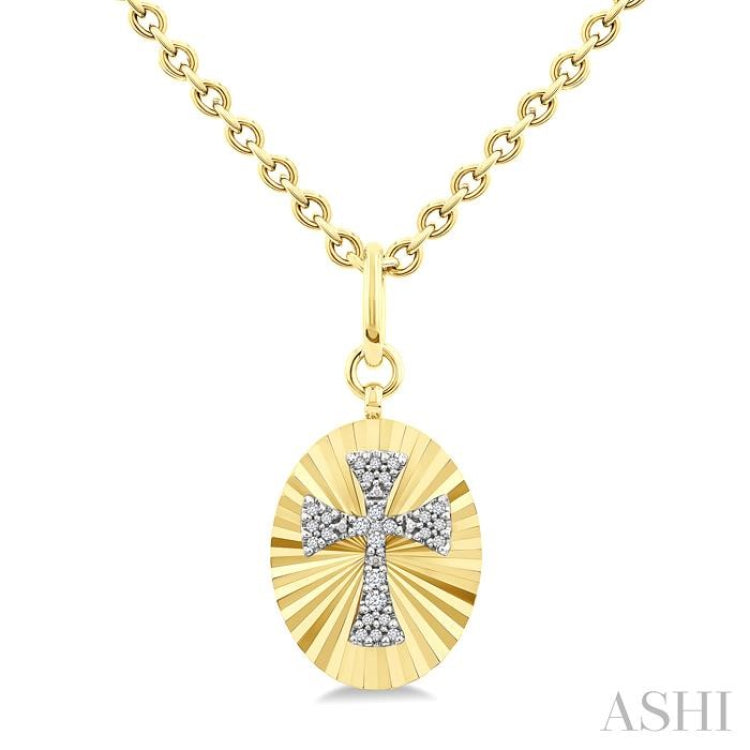 1/10 Ctw Templar Cross Round Cut Diamond Fluted Oval Medallion Pendant With Chain in Yellow Gold Vermeil