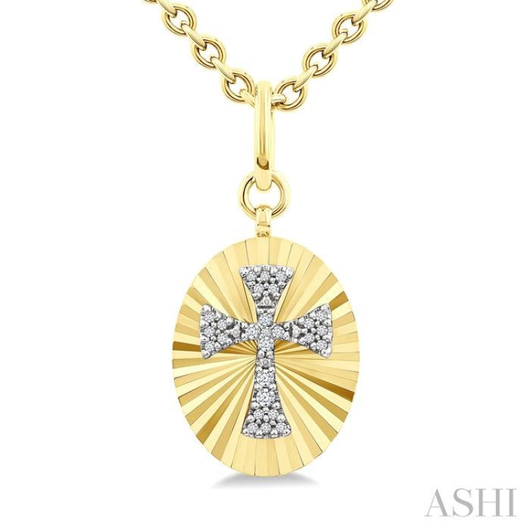 1/10 Ctw Templar Cross Round Cut Diamond Fluted Oval Medallion Pendant With Chain in Yellow Gold Vermeil