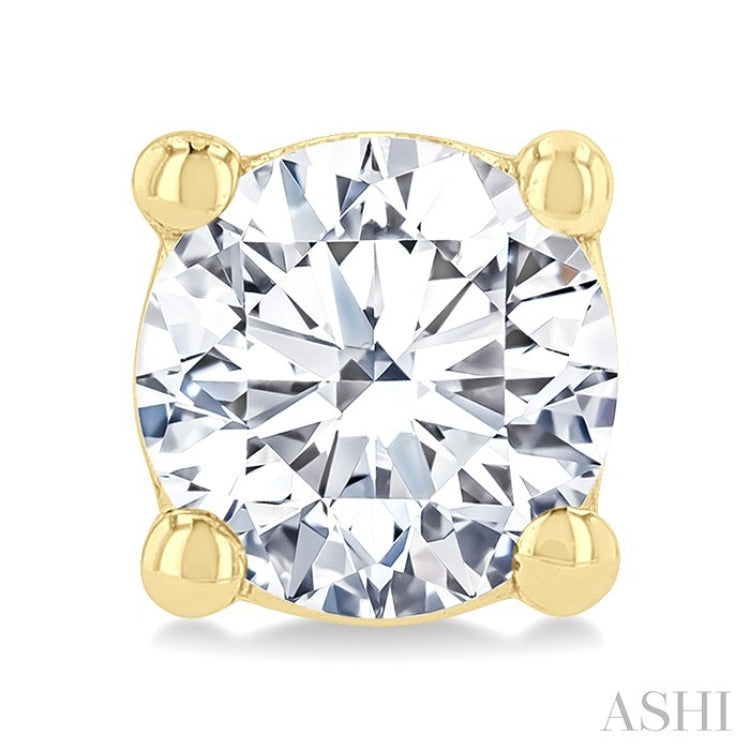 3/4 Ctw Round Cut Diamond Stud Earrings in 14K Yellow Gold