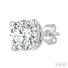 5/8 Ctw Round Cut Diamond Stud Earrings in 14K White Gold