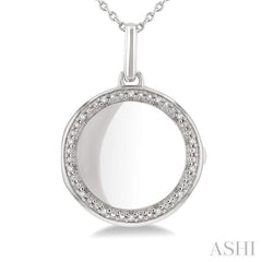 1/10 Ctw Circle Shape Round Cut Diamond Keepsake Locket Pendant With Chain in Sterling Silver