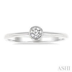 1/6 Ctw Petite Bezel Set Round Cut Diamond Fashion Ring in 10K White Gold
